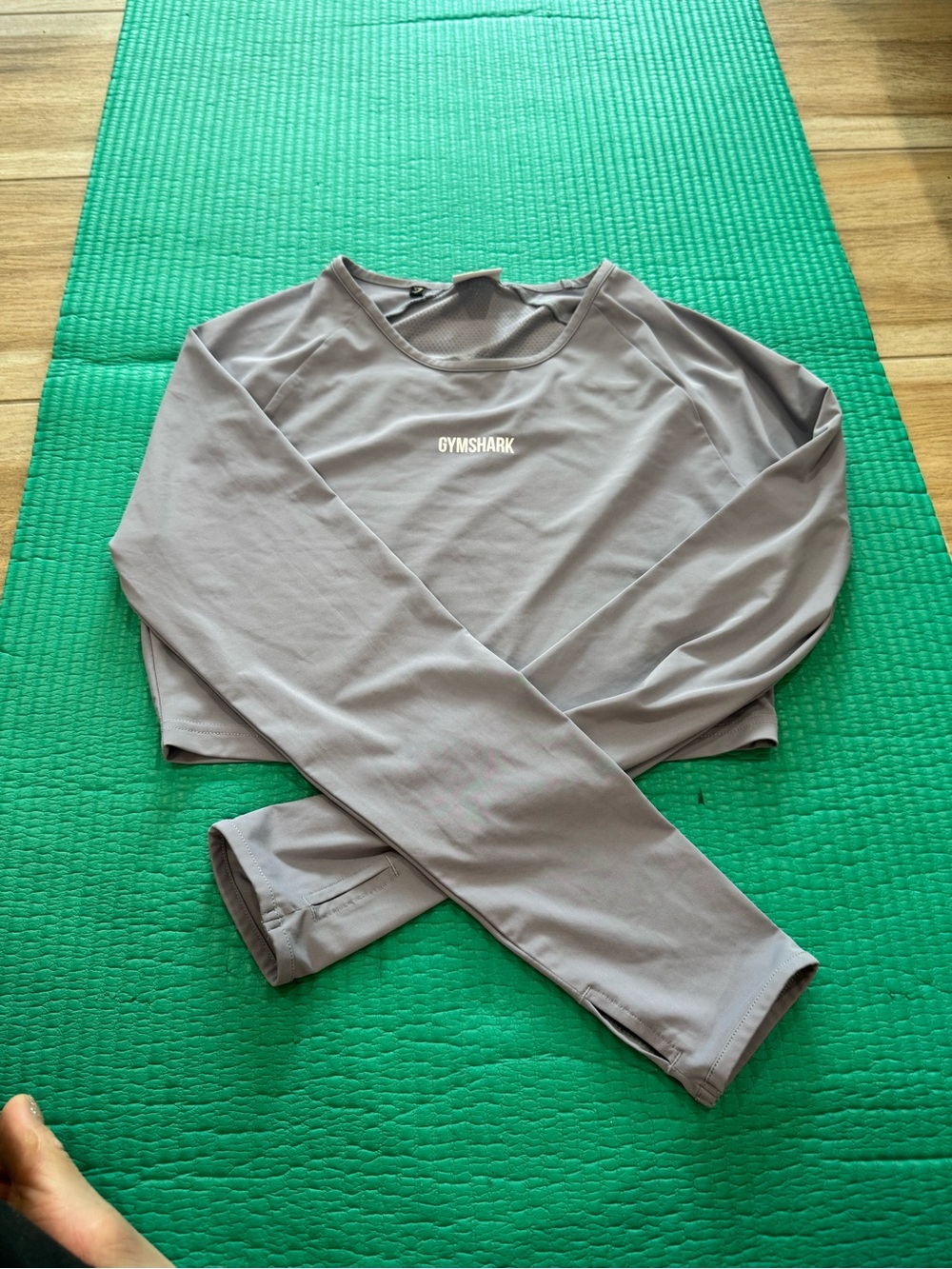 Gymshark Long Sleeve Cropped Active Top - Light Gray